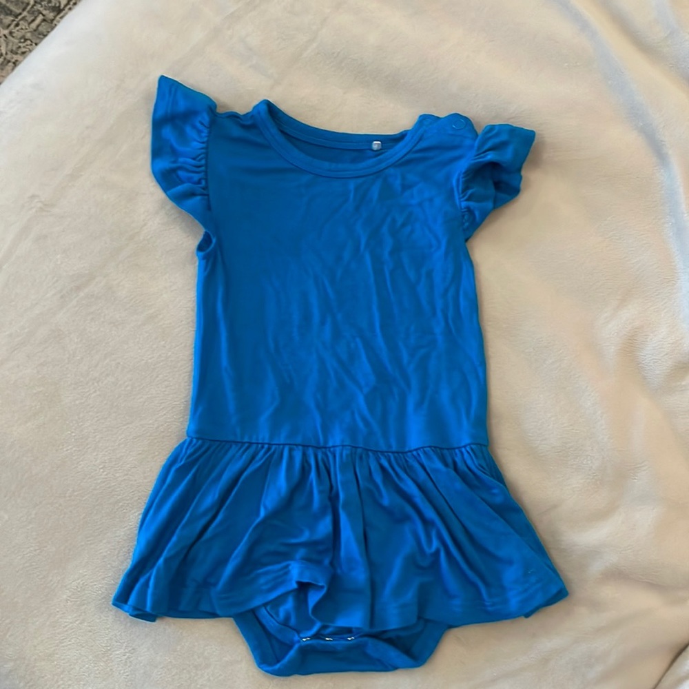 Posh peanut bodysuit twirl blue size 6-12 months